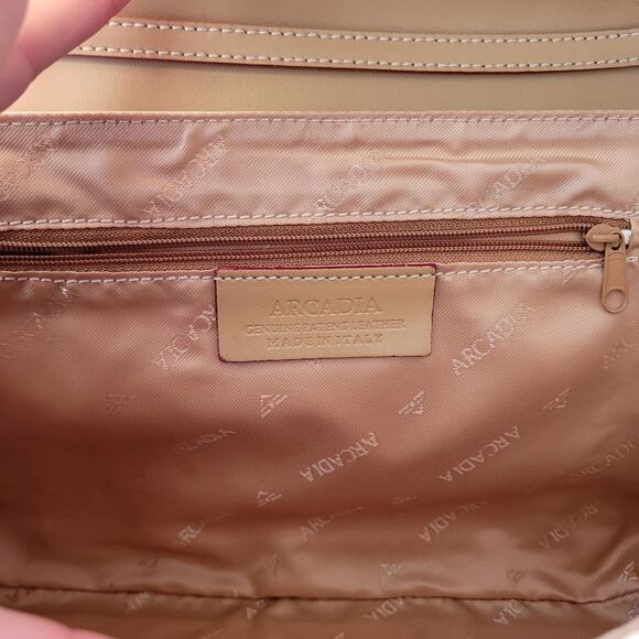 Arcadia Cream Patent Leather Purse Shoulder Bag Made in Italy Adjustable Strap - Picture 4 of 7